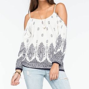 ROBIN K Cold Shoulder White With Navy Border Print Womens Blouse Small NWT